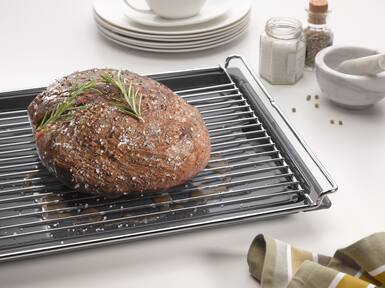 HBBR 50 Решетка для выпечки и жарки для духовых шкафов H 2000 (Perfect Clean) Miele в официальном магазине Miele в Нижнем Новгороде, доставка в пределах Нижнего Новгорода и России. Артикул 09519790. Лучшие цены, самый большой каталог в России, техника в наличии, быстрая доставка. HBBR 50 Решетка для выпечки и жарки для духовых шкафов H 2000 (Perfect Clean) Miele купить в Нижнем Новгороде | Всегда в наличии! | Артикул 09519790 | Официальный сайт